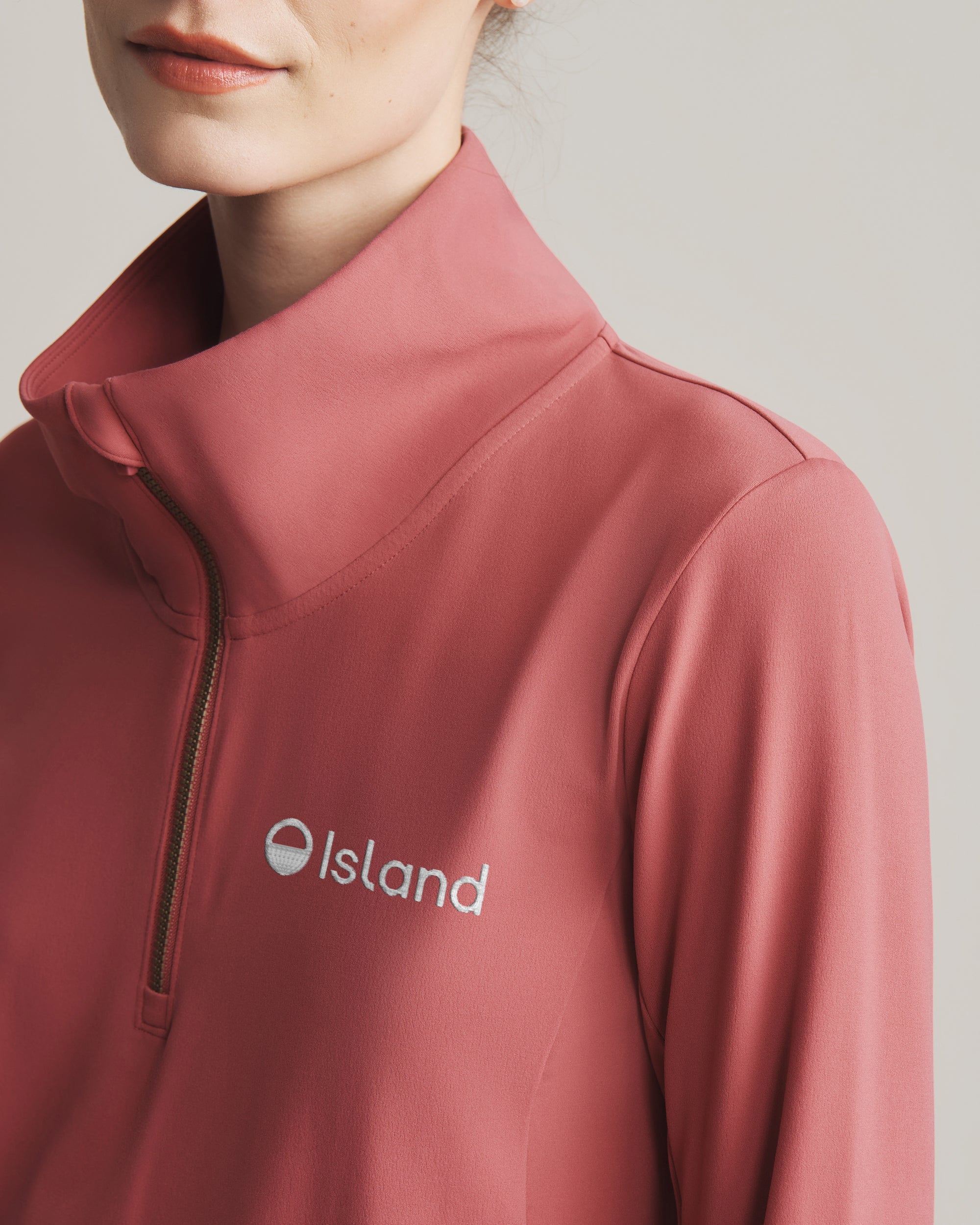 Women's Rhone Course to Court 1/4 Zip - Hibiscus Blush