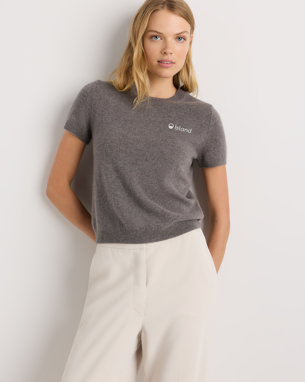 Women's Quince Mongolian Cashmere Tee - Elk Brown